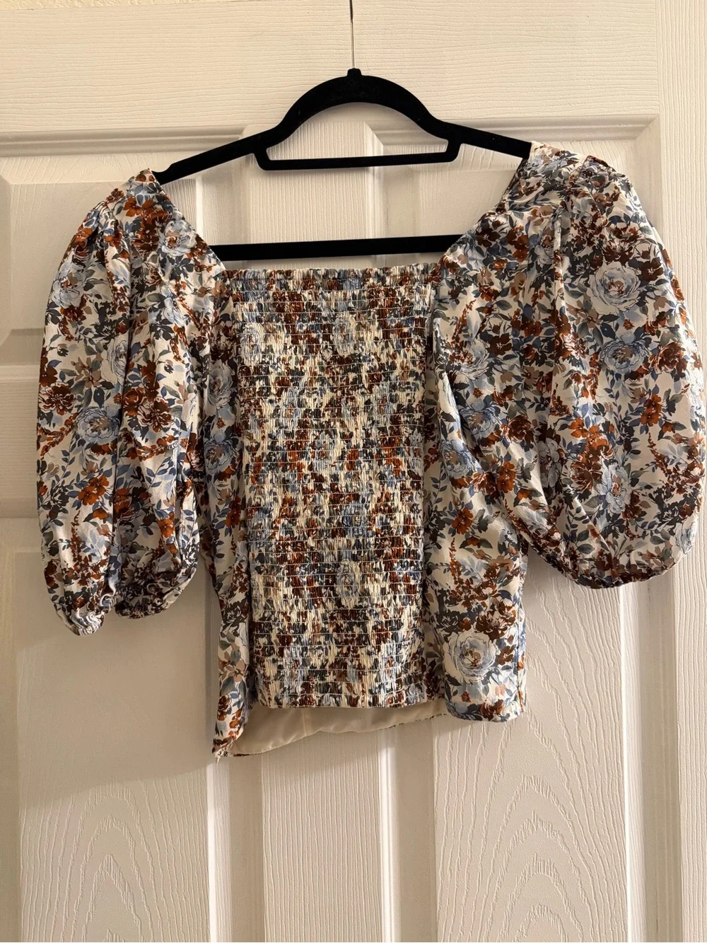 Abercrombie & Fitch lightweight floral